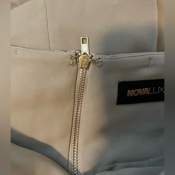 Fashion Nova Mackenzie Taupe Sleeveless Blazer Pleated Mini Skirt Set Medium NWT - Picture 9 of 10